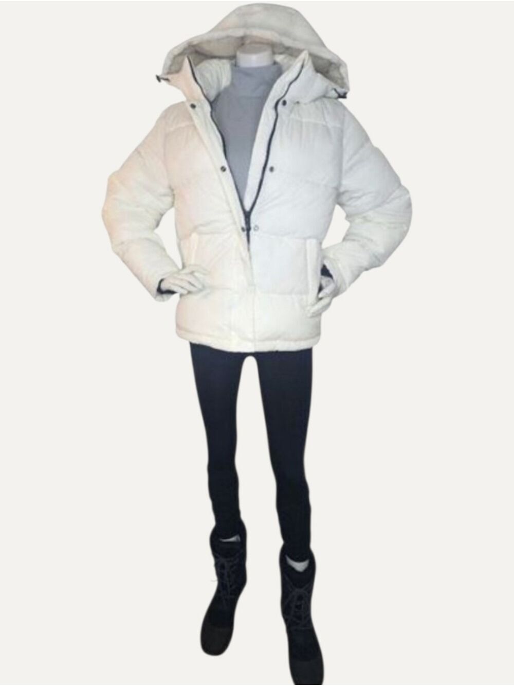 ONLY White Puffer Jacket Small NWT 3M Thinsulate Hooded Winter Alpine Minimalist